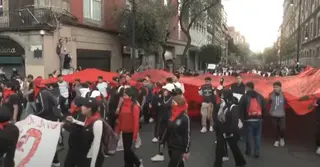 মেক্সিকোতে গণহত্যার বছর পূর্তি উপলক্ষে বিক্ষোভ